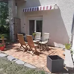 דירה Rez De Chaussee Avec Terrasse Et Jardin